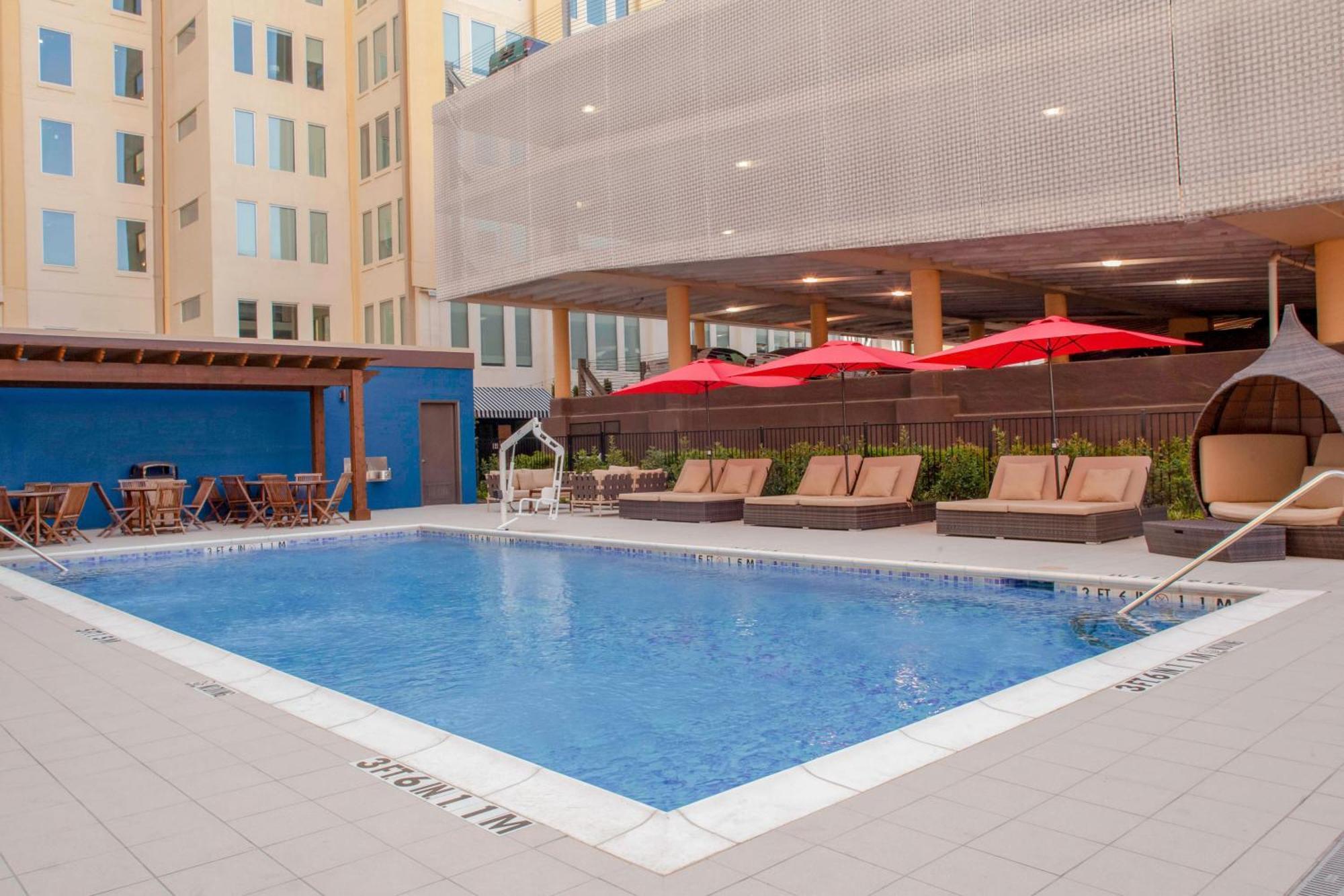 Towneplace Suites By Marriott Dallas Downtown Eksteriør billede