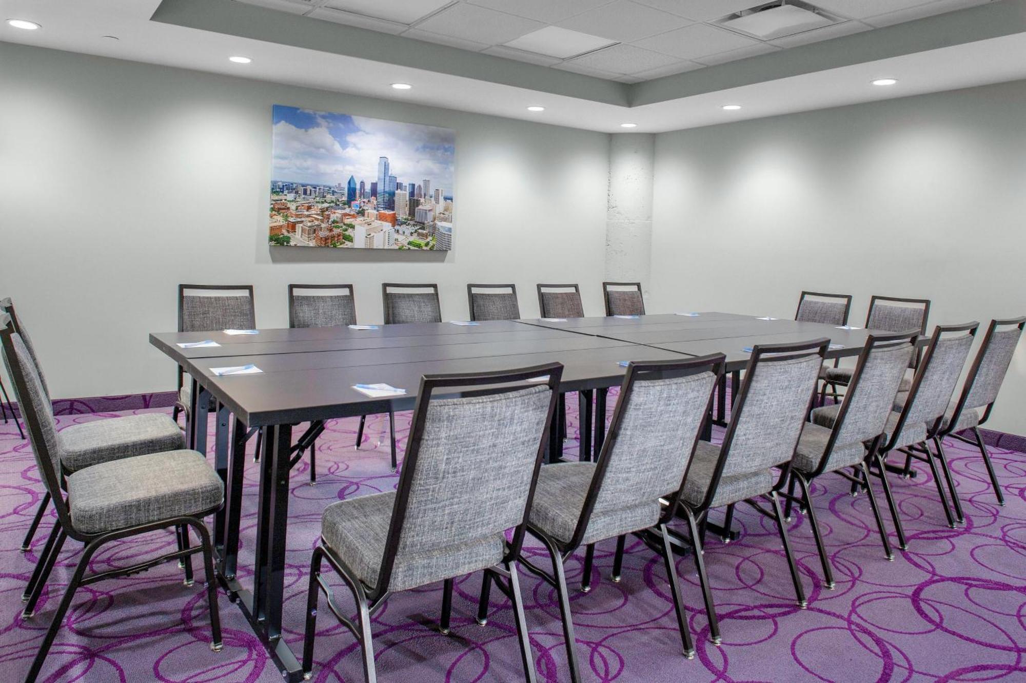 Towneplace Suites By Marriott Dallas Downtown Eksteriør billede